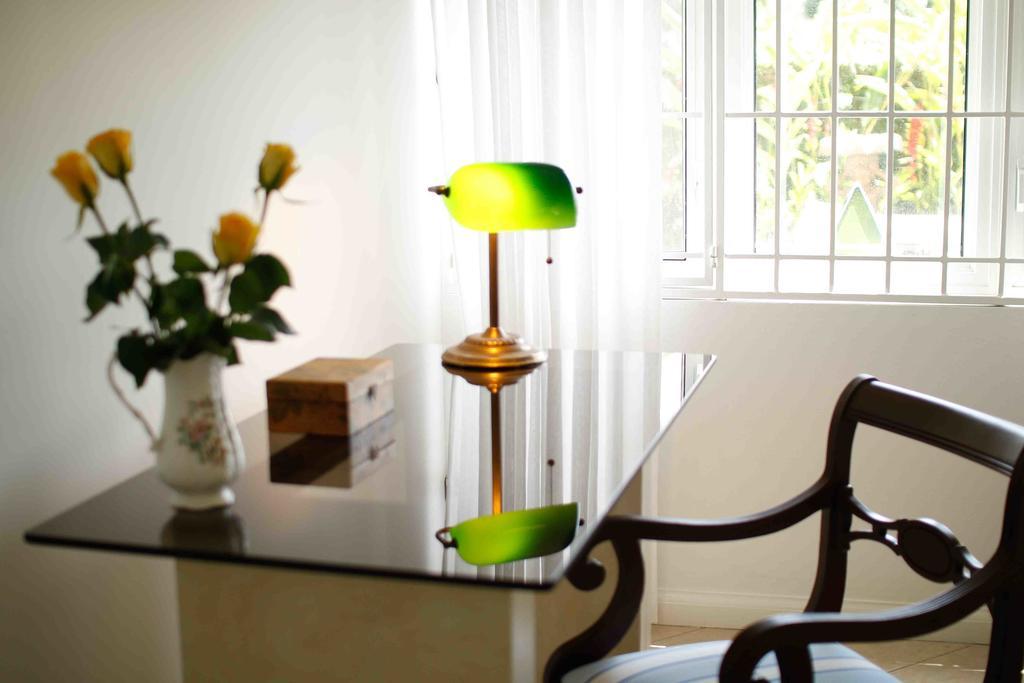 Cattleya Luxury Suites Kingston Bilik gambar