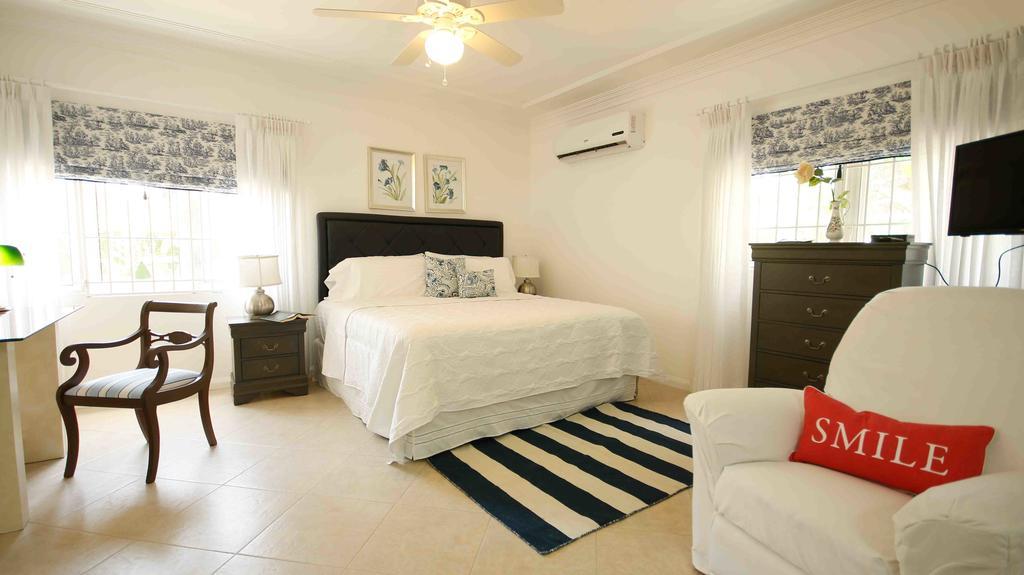 Cattleya Luxury Suites Kingston Bilik gambar